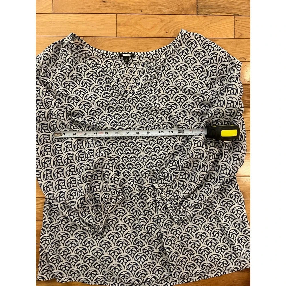 Talbots Navy White Geometric Fan Print Scoop Neck‎ 3/4 Puff Sleeve Blouse Small